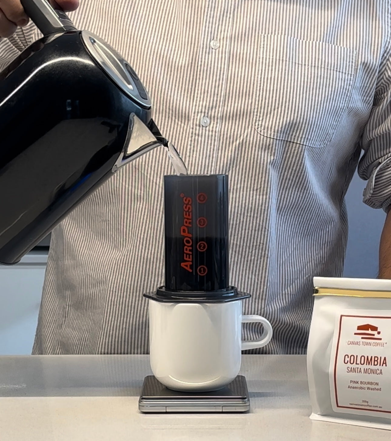 Making coffee with an AeroPress